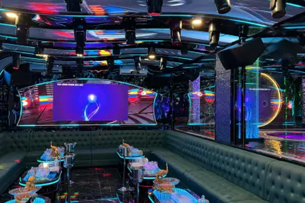 98 KTV Nhạc Dương Lầu — phòng hát 2