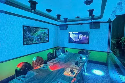 KTV Gà Cửu Long — phòng hát 4