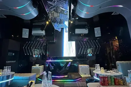 KTV HaoMan — phòng hát 5