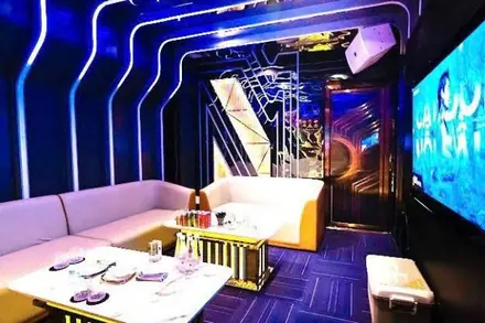 KTV HaoMan — phòng hát 9