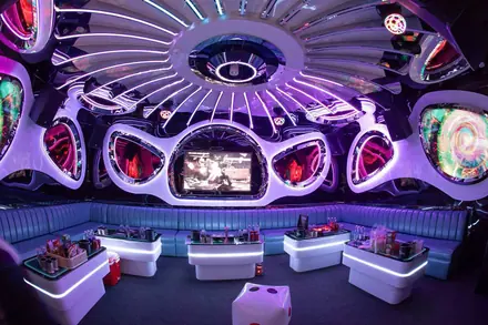KTV L.V Bistro K — 第五郡