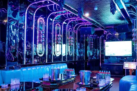 KTV Limited — phòng hát 7