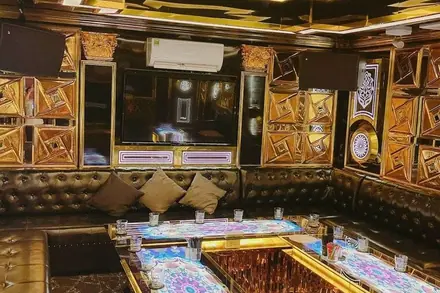 KTV Luxury 21 — phòng hát 1