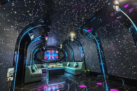 KTV Matrix — phòng hát 6