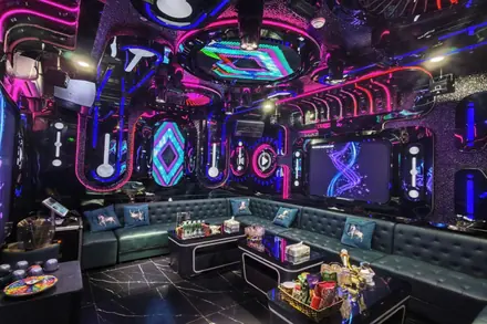 KTV Monaco — phòng hát 2