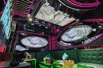 KTV Monaco — phòng hát 8