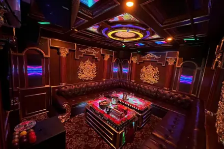 KTV Night Star — phòng hát 2