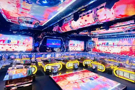 KTV Red — phòng hát 2