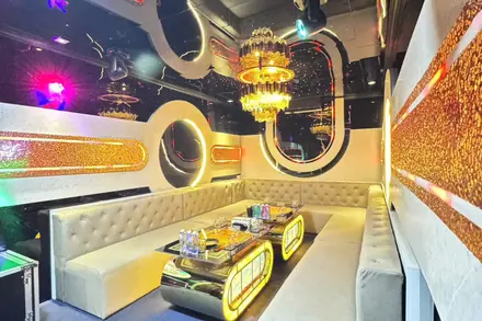 KTV Red — phòng hát 6