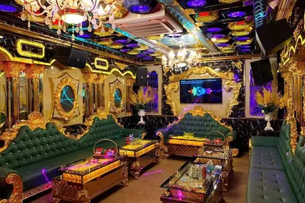 KTV Thượng Hải — phòng hát 1